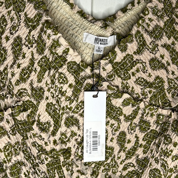 NWT BB Dakota by Steve Madden size Large blouse - Picture 4 of 4